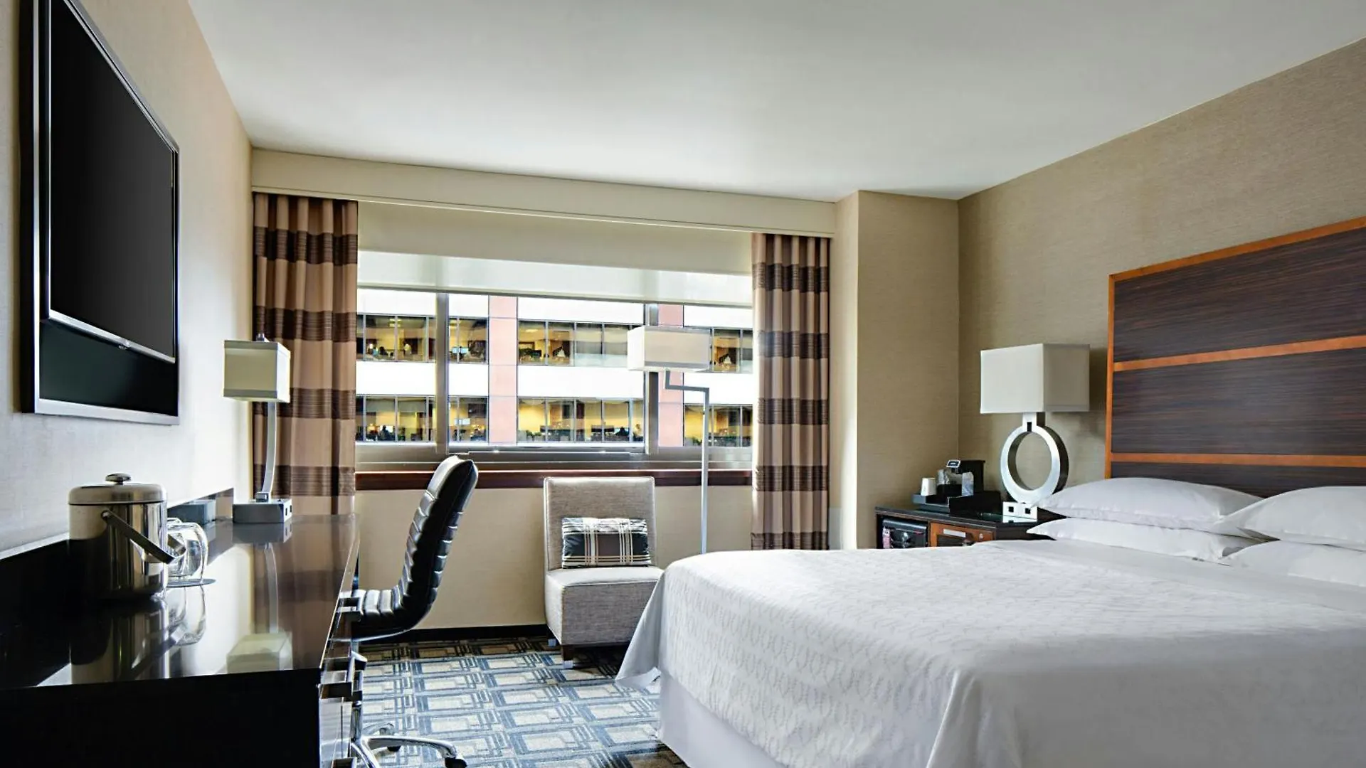 Sheraton New York Times Square Hotel