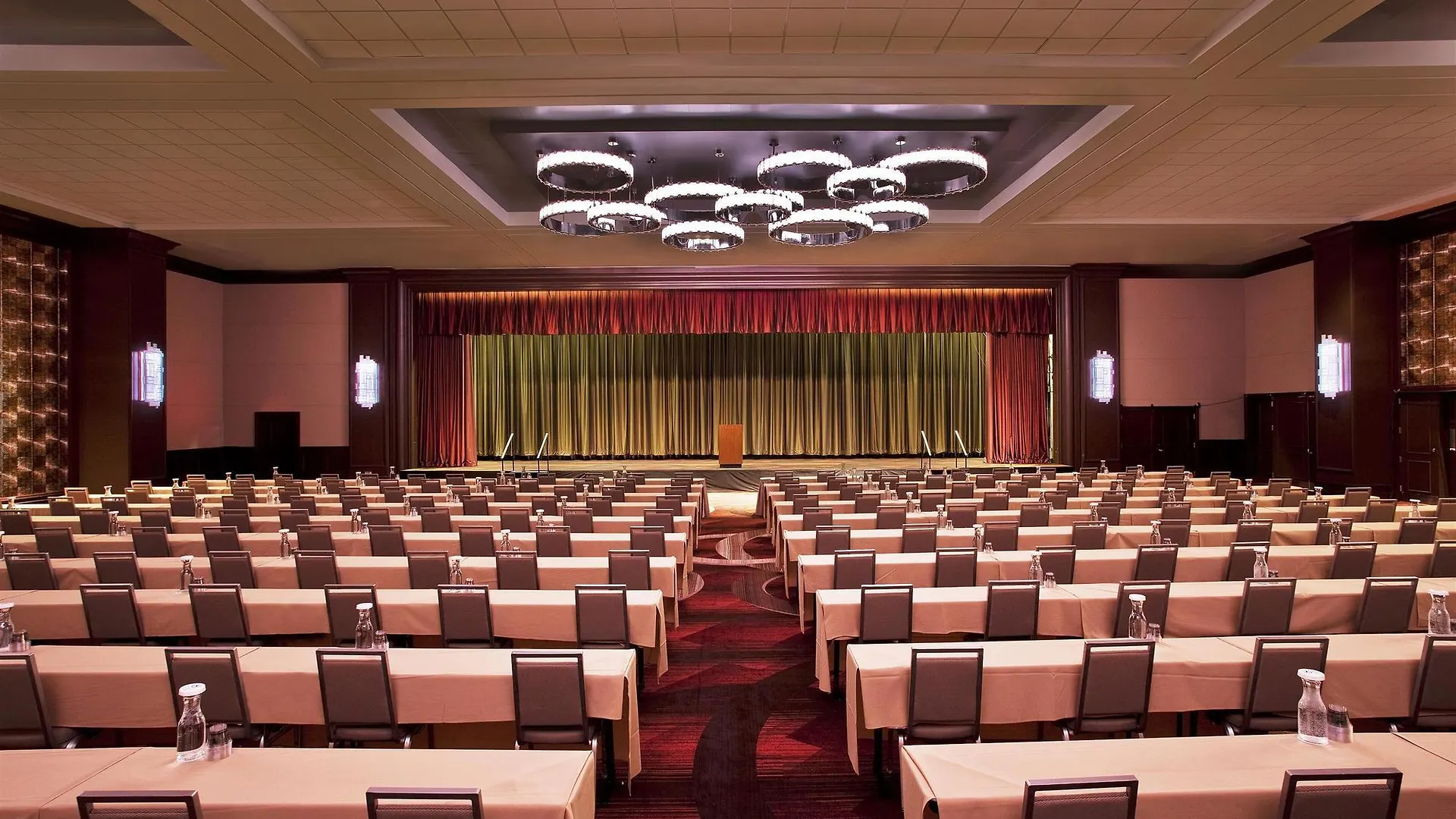 Sheraton New York Times Square Hotel