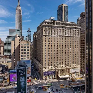 Hotel Pennsylvania, New York